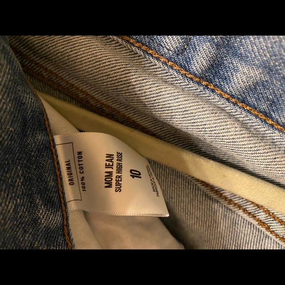 Express High waisted raw hem mom jeans - Picture 5 of 6
